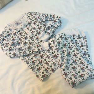 Roller Rabbit Pajamas Christmas Merry Monkey - Size 6